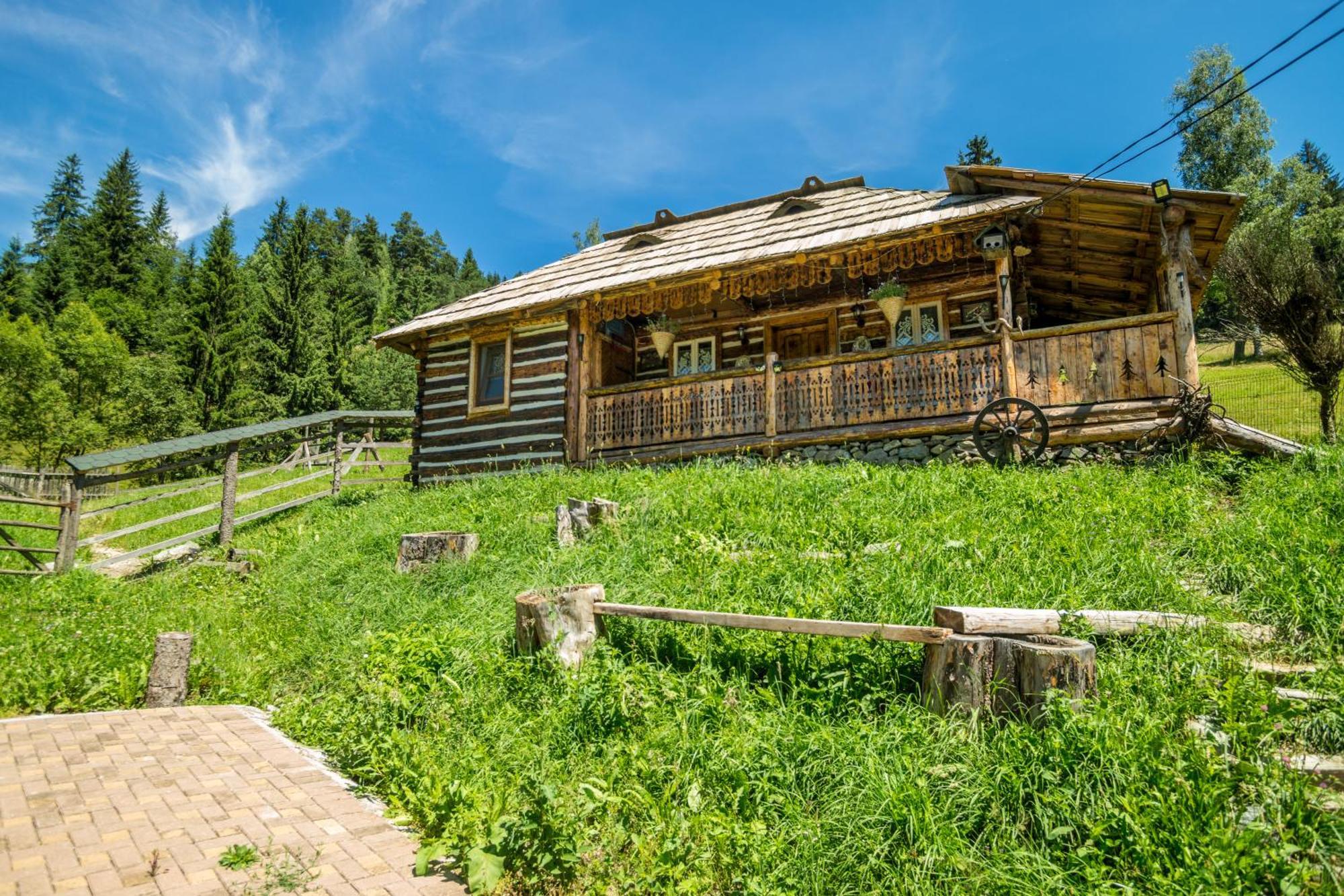 Casa Rustik Bucovina Villa Фунду Молдовей Екстериор снимка