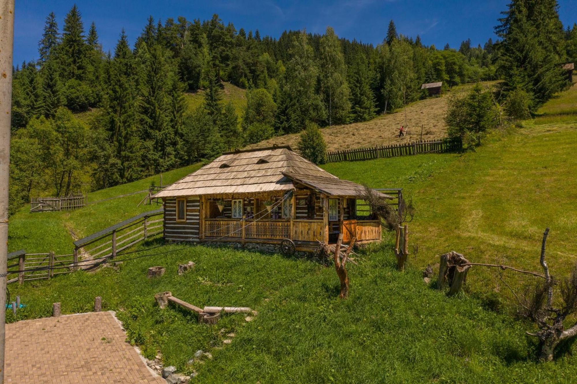 Casa Rustik Bucovina Villa Фунду Молдовей Екстериор снимка